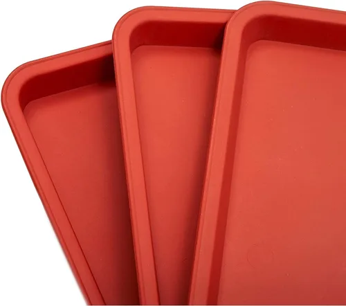 Vista 6 de Juvale Bandeja rectangular de plástico para plantas, bandeja de agua para plantas en interiores y exteriores, drenaje integrado y recogedor