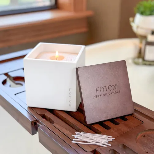 Vista 2 de Foton Jar Candles - Vela cuadrada perlada de 16 onzas, cera de arena