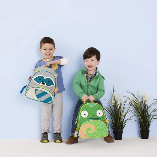 Vista 3 de Mochila aislada de Cody Camaleón de Skip Hop Zoo verde para niño 12 pulgadas