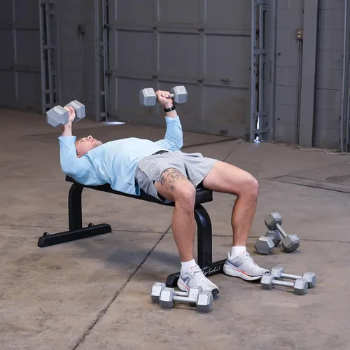 Vista 3 de Body-Solid (GFB350B) Banco de pesas plano de 600 libras de capacidad ajustable para entrenamiento de fuerza, estiramiento, ejercicios abdominales