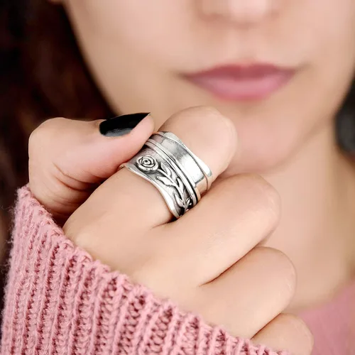 Vista 4 de Boho-Magic Anillo giratorio de plata de ley 925 para mujer, diseño de flor rosa, alivio de la ansiedad, banda ancha