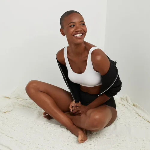 Vista 6 de Hanes womens Scoopneck Bralette Pack,Cotton Crop Top, 3-pack