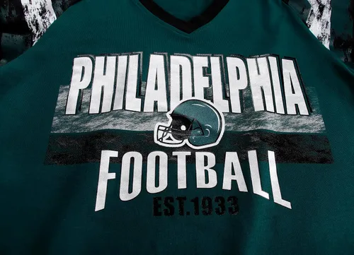 Vista 6 de Camisetas Raglan con Cuello en V para Fanáticas del Fútbol Americano Mujer
