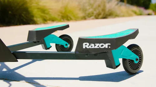 Vista 7 de Razor DeltaWing Scooter Negro/Verde menta, Talla única