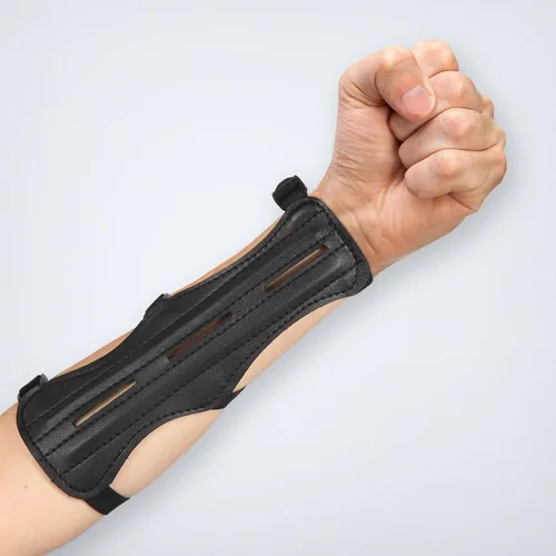 Vista 8 de Archery Arm Guard, Adjustable & Breathable Double-Layer Forearm Protector with 3 Straps, Unisex Ambidextrous Design for Youth & Adults, Archery