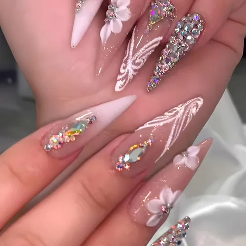 Vista 9 de Uñas postizas a presión con punta francesa cuadrada larga con arco 3D, diseños de línea de copo de nieve, uñas de invierno, uñas a presión