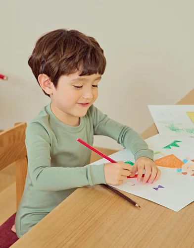 Vista 5 de moimoln Pijama de algodón suave y liso de manga larga para bebés y niños, 6 meses a 5 años