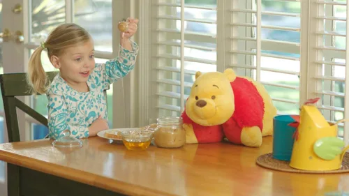 Vista 4 de Pillow Pets Disney Winnie The Pooh, 16" de peluche de animal de felpa