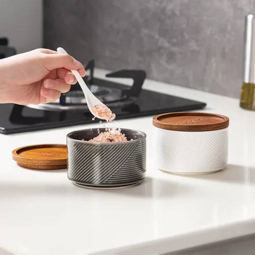Vista 3 de Recipientes de sal y pimienta: recipiente de especias apilable de cerámica de 10 oz con tapa de madera - recipientes de almacenamiento