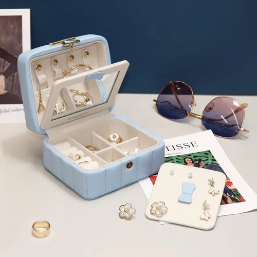 Vista 6 de KAMIER Organizador de joyas de viaje, caja organizadora de joyas de viaje de cuero acolchado con diamante, caja de joyería pequeña para mujer