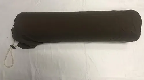 Vista 5 de Therapist's Choice® Funda de cojín de microfibra con cierre de cordón, suave y duradera, tamaño: 6 "x 27" (solo funda, cojín no incluido) (negro)