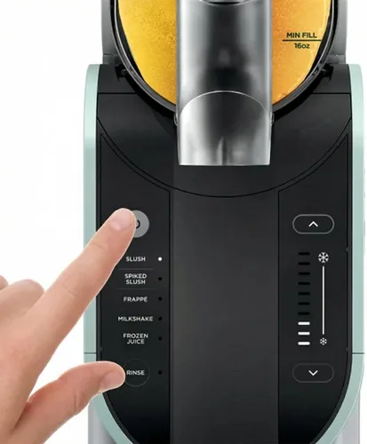 Vista 9 de SLUSHi con tecnología RapidChill, fabricante profesional de bebidas congeladas con jarra de 96 onzas, 5 programas Auto-iQ y boquilla