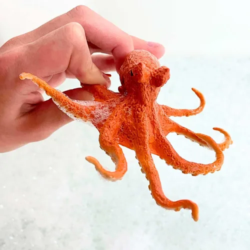 Vista 4 de Safari Ltd. Figura de pulpo – Figura detallada de plástico de 5 pulgadas – Divertido juguete educativo para niños, niñas y niños a partir de 3 años