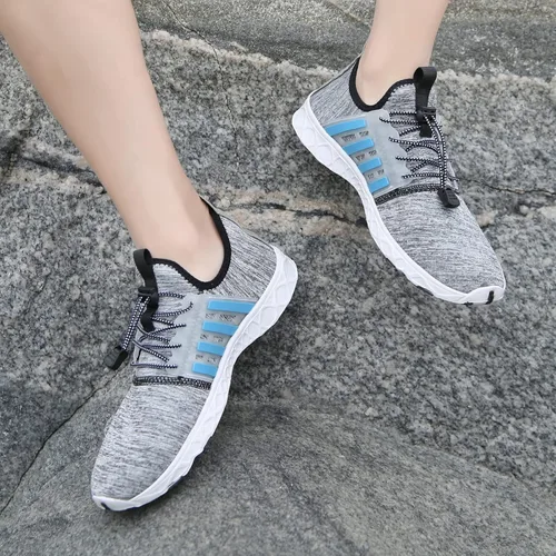 Vista 4 de Whatseaso Water Shoes for Women Men Lightweight Quick Dry Beach Adult Aqua Barefoot Athletic Sports Shoes for Swim Surf Pool Hiking Diving Walking
