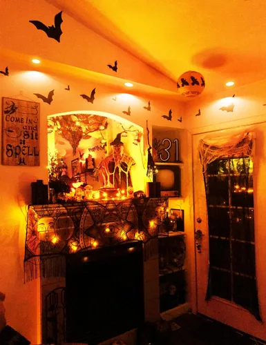 Vista 3 de JandCase BR30 Bombillas de Halloween, Bombillas de inundación naranja de Halloween con base E26 para interiores, Bombillas de inundación naranja