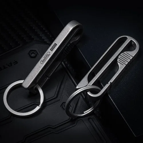 Vista 2 de KeyUnity KM03 - Llavero de titanio con clip para cinturón y llavero extraíble para cinturón de servicio