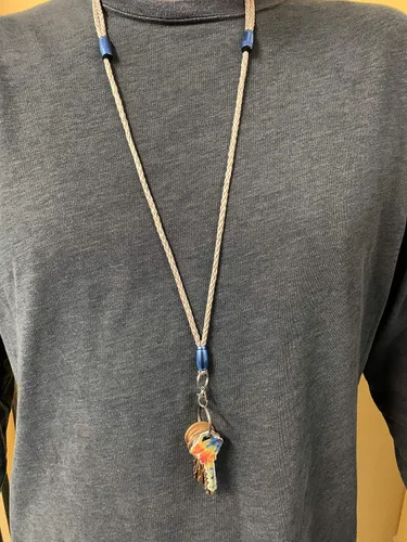 Vista 5 de Collar con cordón ajustable, Azul