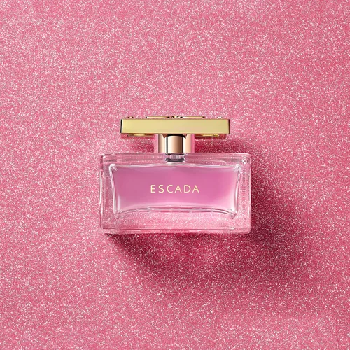Vista 8 de Escada Especialmente Eau De Parfum - Perfume floral para mujer - Con notas de pétalos de rosa y pera - Perfumes de lujo para mujer - Fragancia