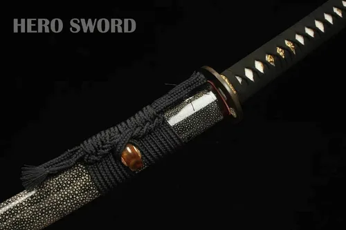 Vista 9 de Espada katana hecha a mano del rey león, arcilla auténtica, acero templado plegado, espada samurái japonesa avanzada, molienda manual avanzada, 41