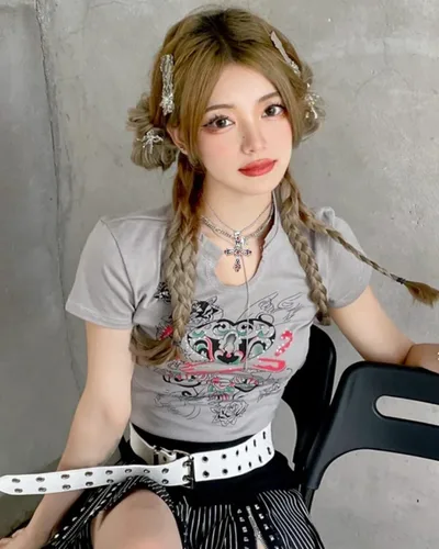 Vista 4 de Y2k - Collar de cruz gótica para mujeres y hombres, joyería con colgante de cruz de cristal, collar de metal punk, espinas de alambre de púas