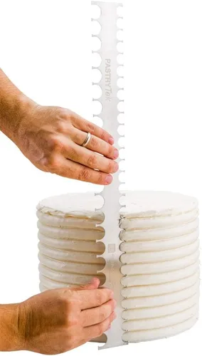 Vista 5 de Restaurantware Peine para tartas de 19.8 x 2 pulgadas, 1 peine decorativo de semicírculo, bordes surtidos de doble cara, de acero inoxidable