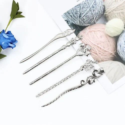 Vista 2 de Lawie Paquete de 14 palillos de metal plateado vintage retro antiguo chino japonés plateado para el cabello, púas largas y rectas talladas cuerno
