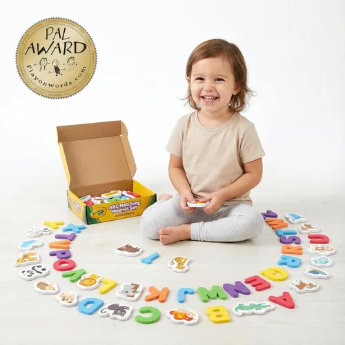 Vista 2 de Crayola ABC - Juego de imanes a juego – Animal Party, 52 imanes de espuma de calidad colorida que incluyen 26 imágenes y 26 imanes del alfabeto
