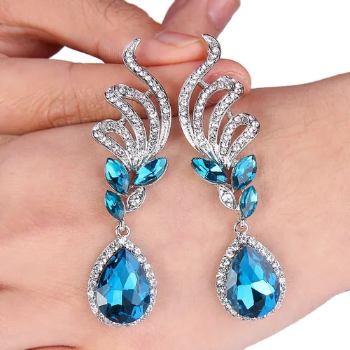 Vista 3 de BriLove Pendientes colgantes de cristal para mujer, diseño de hojas de vid, color plateado