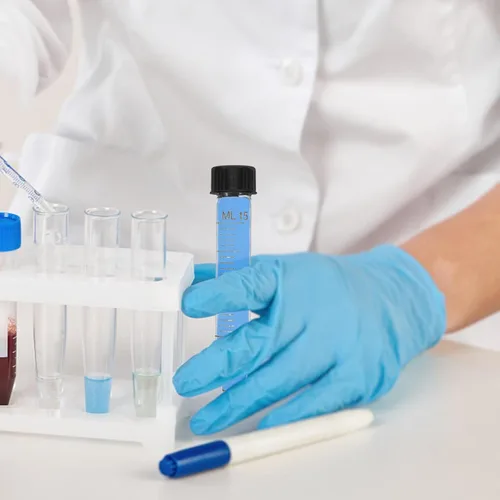 Vista 4 de Paquete de 10 tubos centrífugos cónicos de vidrio de 0.5 fl oz, tubos de ensayo graduados con tapones de rosca a prueba de fugas, frascos