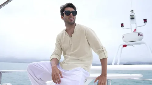 Vista 7 de COOFANDY Camisa Henley de algodón y lino para hombre, camisas de manga larga para playa, hippie