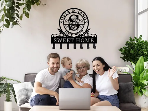 Vista 2 de Soporte personalizado para llaves de pared, ganchos de pared con nombre de familia, organizador de llaves de metal, decoración para colgar llaves