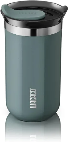 Vista 9 de Taza de viaje Octaroma Classico de WACACO, vaso de viaje de acero inoxidable de doble pared con tapa para beber, 6 fl oz (180ml), ámbar amarillo