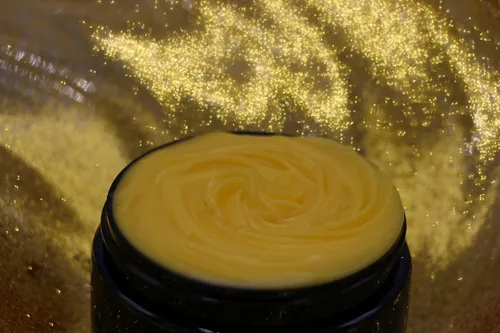 Vista 3 de Benu Mantequilla hidratante para el cabello 100% natural para peinar el cabello con vitamina E