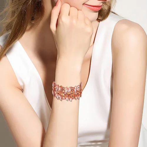 Vista 2 de EVER FAITH Pulsera elástica para mujer, cadena de mano Art Deco de cristal marquesa, joyería de novia, Cristal