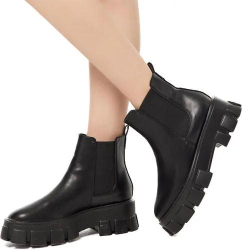 Vista 4 de Botines con cordones Chelsea Combat Chunky Plataforma para mujer en Negro (ROTA)