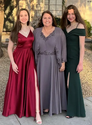 Vista 8 de GARDOM Apliques 2 piezas madre de la novia vestidos con chaquetas manga larga té longitud madre novio vestido boda 2024