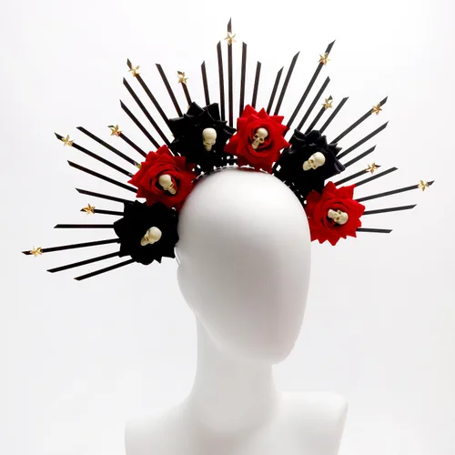 Vista 4 de Diadema del Día de los Muertos, corona floral de rosa, corona de calavera para Halloween, corona con rosas, disfraz para mujeres y niñas
