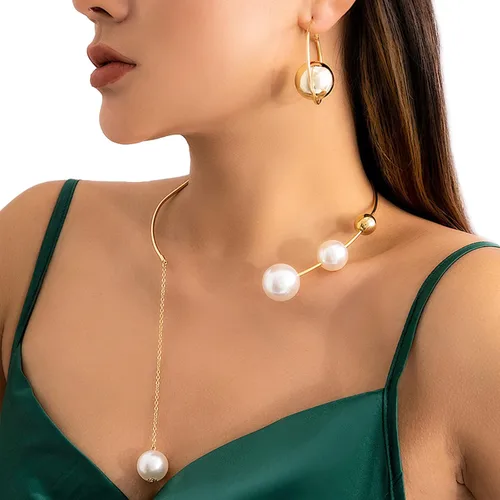 Vista 3 de Gargantilla de metal con perlas abiertas, collar ajustable con colgante de perlas elegante, collar de cadena para mujer