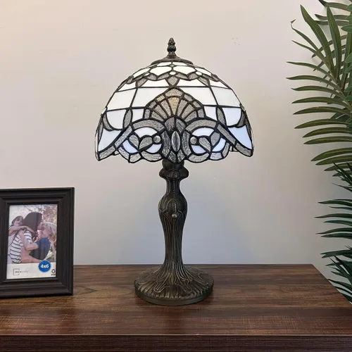 Vista 5 de Lámpara de mesa de vidrieras blancas estilo barroco bombilla LED incluida para dormitorio sala de estar 12 pulgadas de ancho x 12 pulgadas