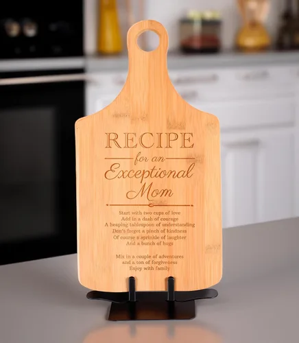 Vista 3 de Tabla de cortar para mamá Receta para una mamá excepcional Tabla decorativa para servir de madera en forma de paleta