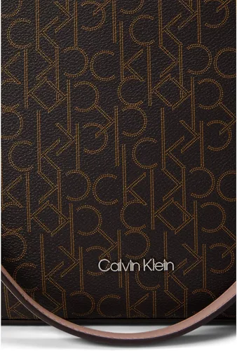 Vista 4 de Calvin Klein Bolso Finley Signature