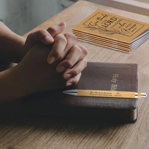 Vista 4 de Kisston 50 unidades de regalo cristiano para el Día del Padre, incluye cuadernos de versículos de la Biblia, bolígrafos inspiradores de bambú