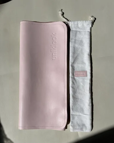 Vista 9 de UNIKLOOK Cambiador portátil de cuero - Cuero vegano - Cambiador de bebé de viaje - Estación de cambio de pañales portátil multiusos impermeable 14 x