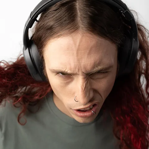 Vista 3 de Skullcandy Crusher - Auriculares inalámbricos Bluetooth con graves multisensibles, aislamiento de ruido, ajuste sobre la oreja, hasta 50 horas