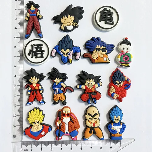 Vista 2 de Xswl 21 dijes de cocodrilo de anime para manualidades, sandalias de zueco de dibujos animados, regalo para niños, pulsera y pulsera