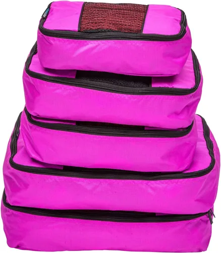 Vista 2 de TravelWise Paquete de 5 cubos de organización de equipaje rosa, 2 pequeños, 2 medianos, 1 grande