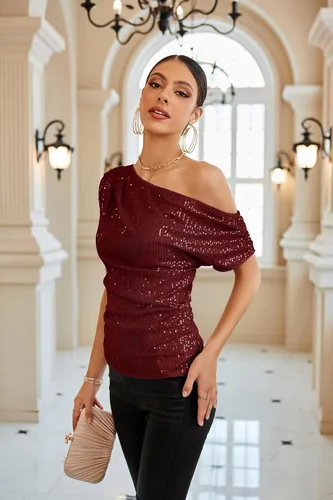Vista 2 de GRACE KARIN Blusas brillantes de lentejuelas de un hombro para mujer, con purpurina asimétrica fruncida, adelgazante, camisas de fiesta brillantes