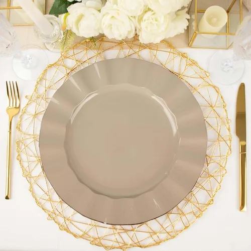Vista 26 de Tableclothsfactory Paquete de 10 platos redondos de plástico negro de 6 pulgadas para ensalada de postre, platos desechables con borde ondulado