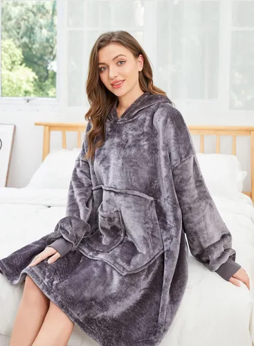 Vista 6 de REDESS Blanket Hoodie Sweatshirt, Wearable Blanket Oversized Sherpa with Sleeves and Giant Pocket, Cozy Hoodie for Adult Kids