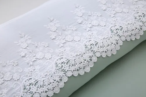 Vista 3 de Juego de 2 fundas de almohada con encaje blanco con flores 3D de aspecto retro noble y lujoso elegante, 100% algodón, tamaño estándar